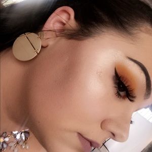 Meet your Posher, Kenzie